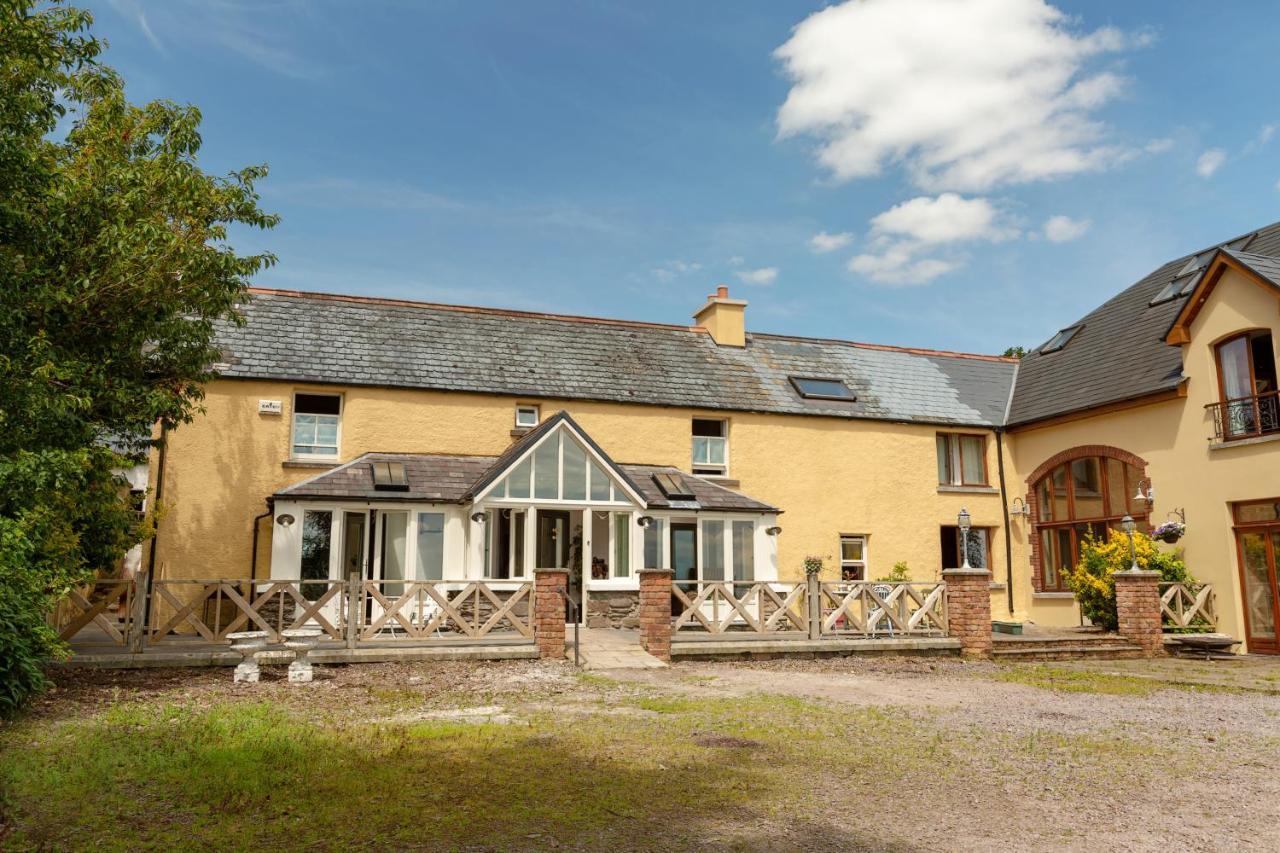 Charming Old Villa Coachford