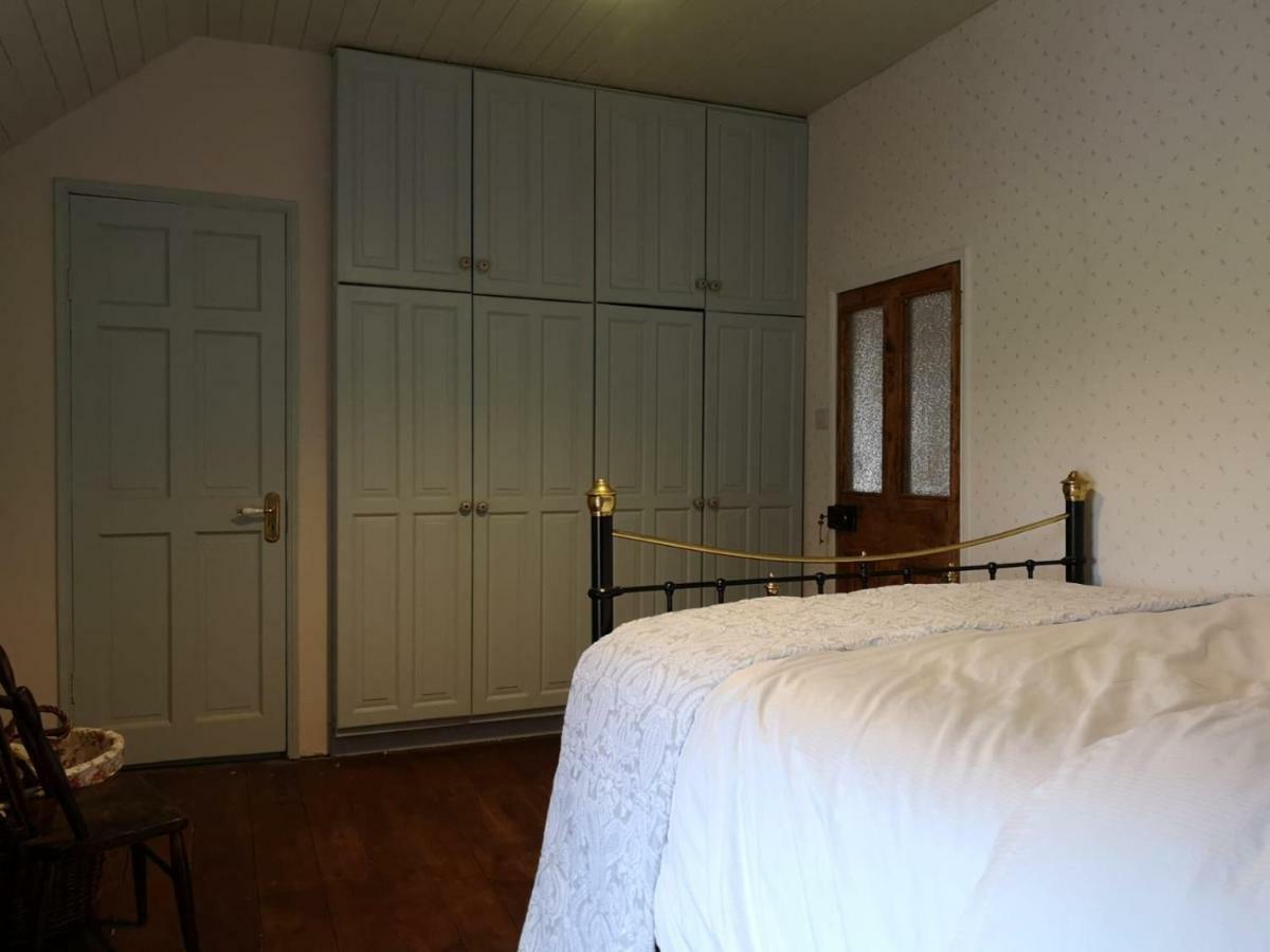 Villa Charming Old Coachford