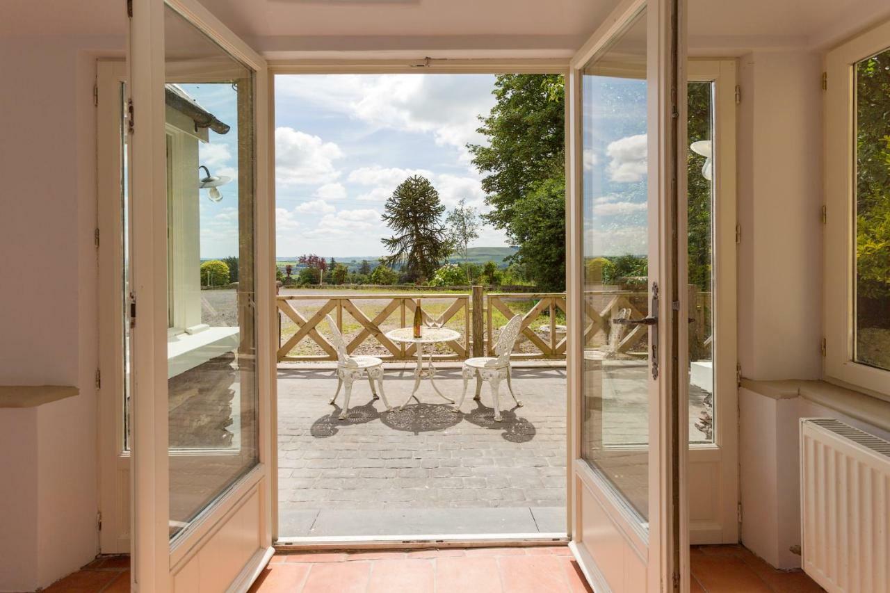 Charming Old Villa Coachford
